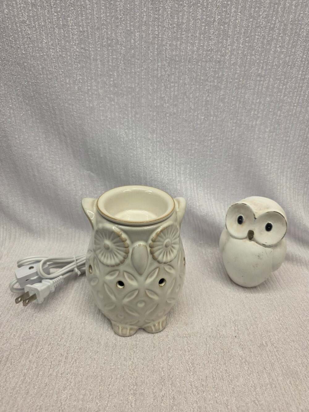 White Barn Owl Fragrance Melt Warmer Electric Ceramic Wax Burner